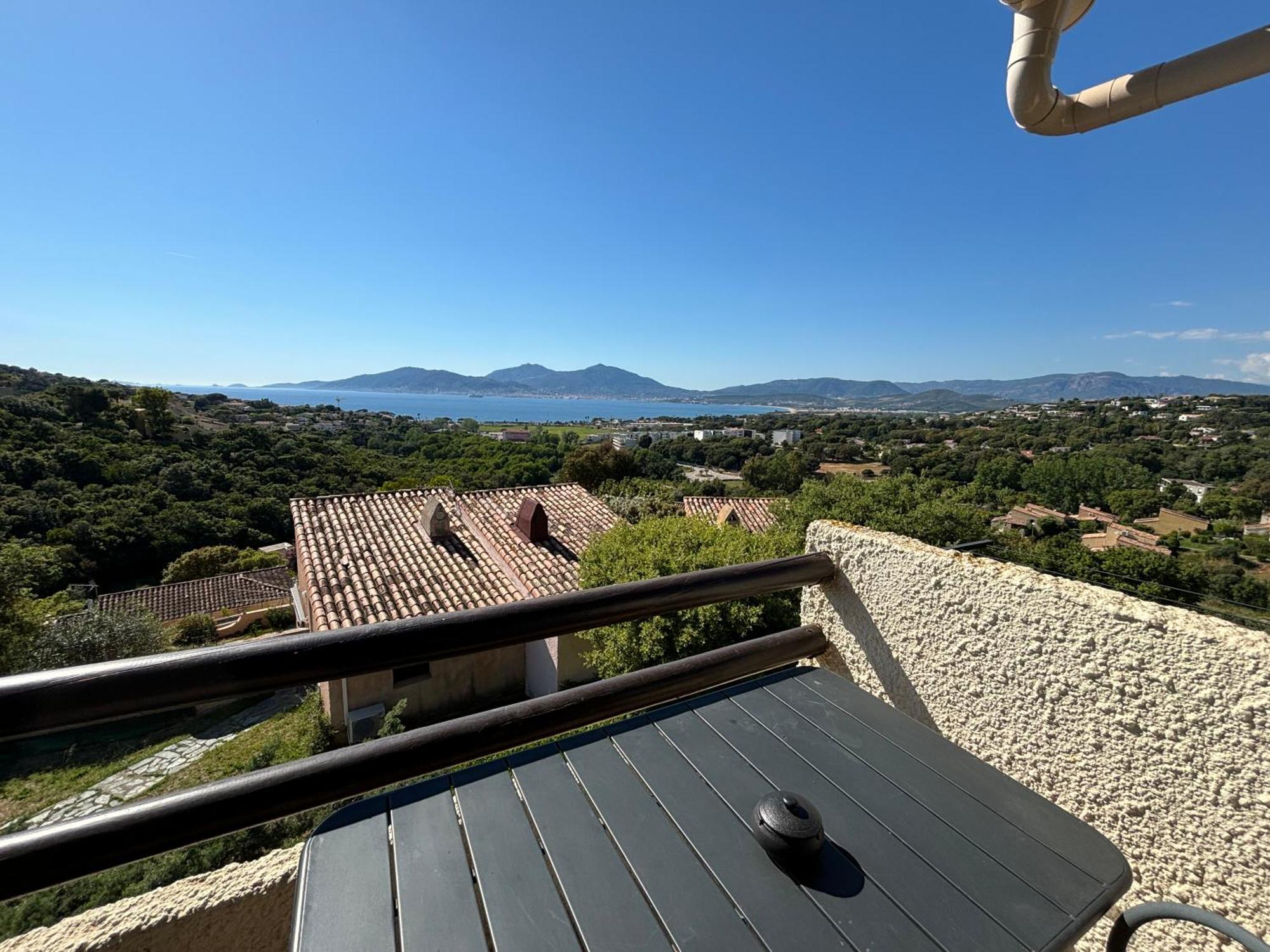 Studio Vue Mer A Porticcio Piscine Et Parking Apartment Exterior photo